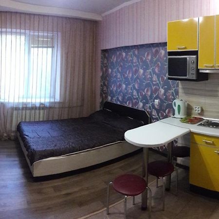 Apartment Derzhavinskaya Charkiv Exteriör bild